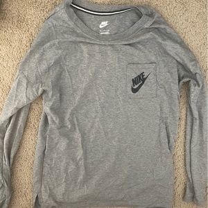 Nike top